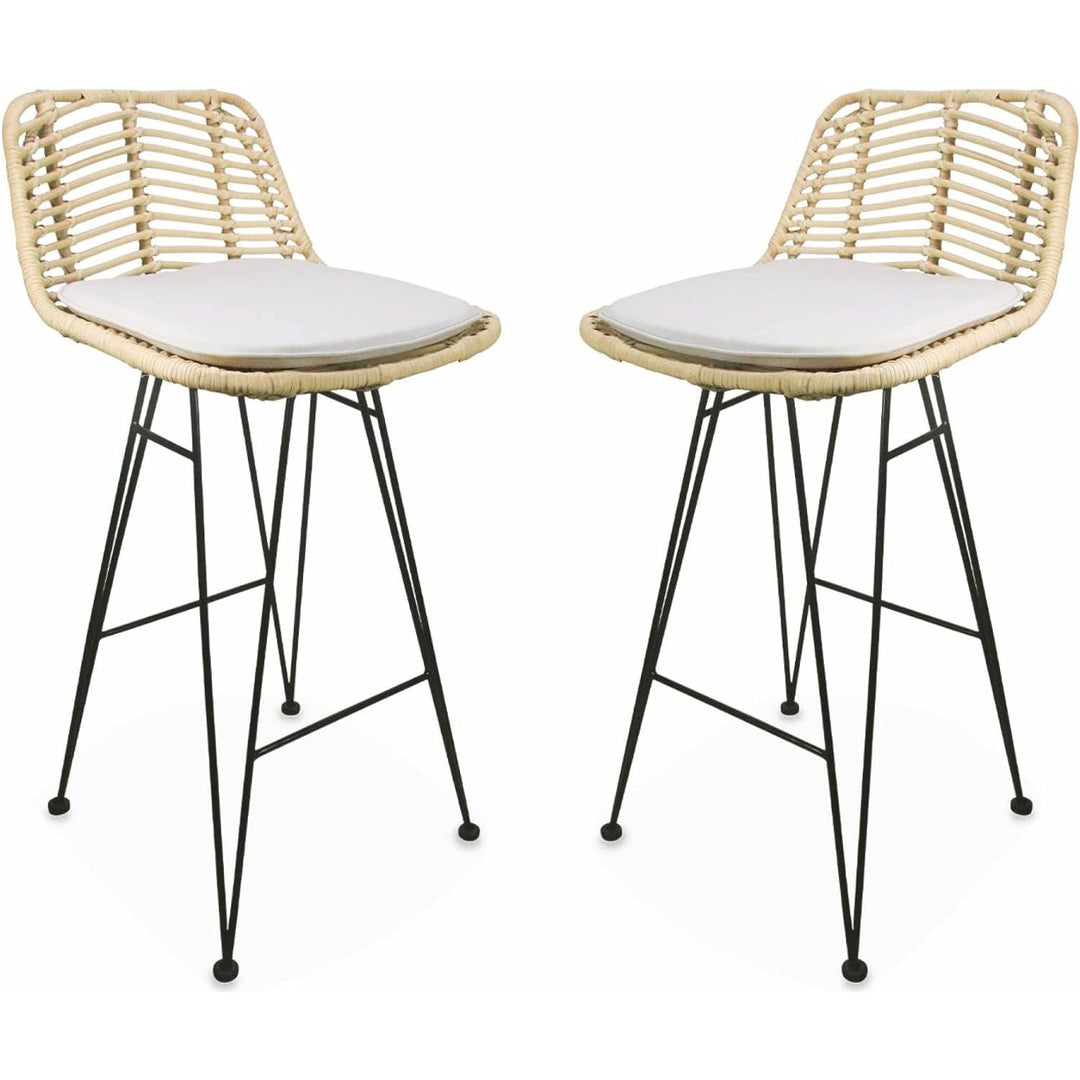 Alice'S Home - Deux Tabourets De Bar En Rotin Naturel Et Métal. Coussins Beiges - Cahya | Designix - Amazon    - https://designix.fr/