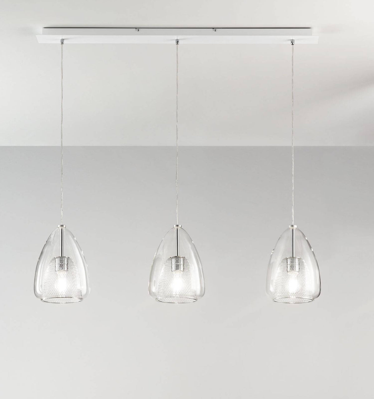 Suspension Britton 3 lumières transparente