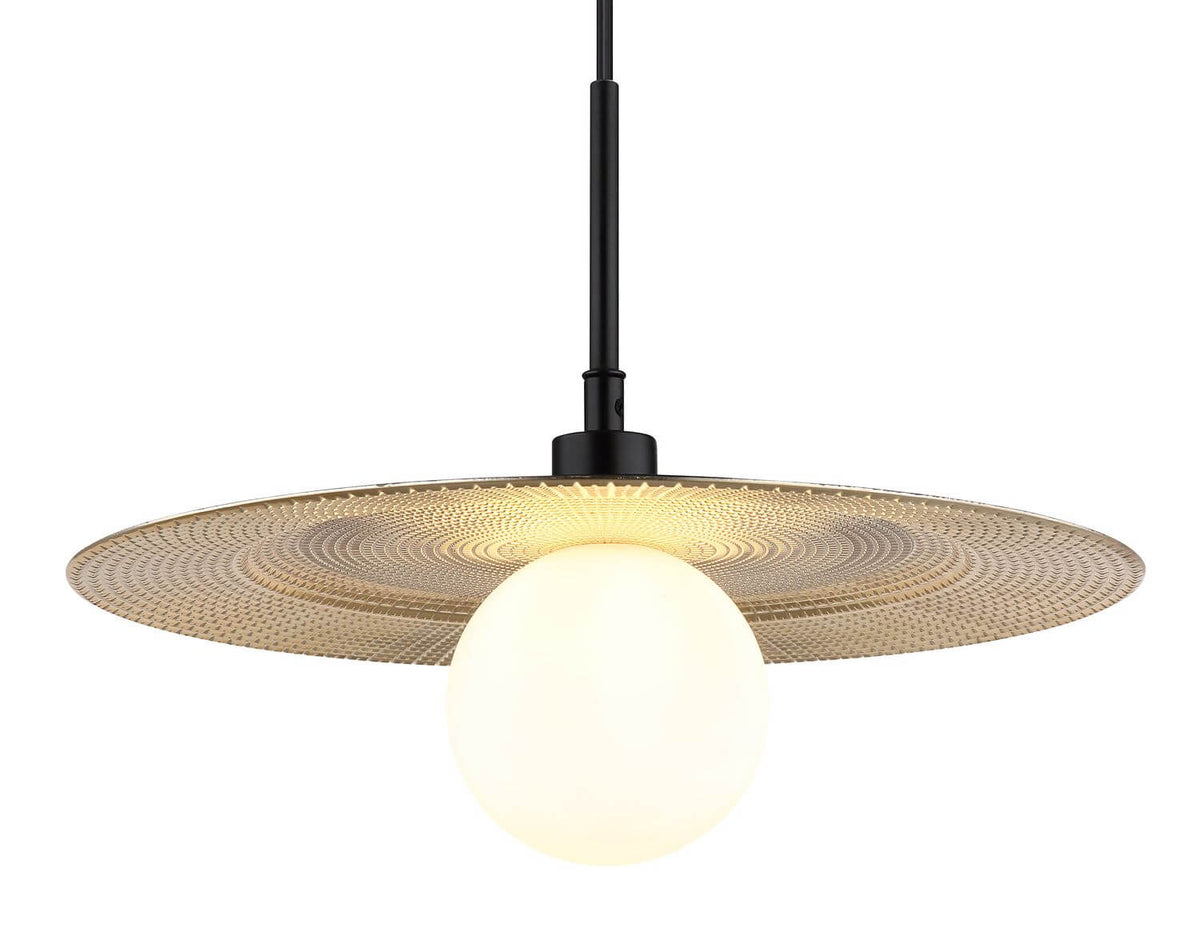 Détail du disque perforé et du globe lumineux de la suspension noire.
