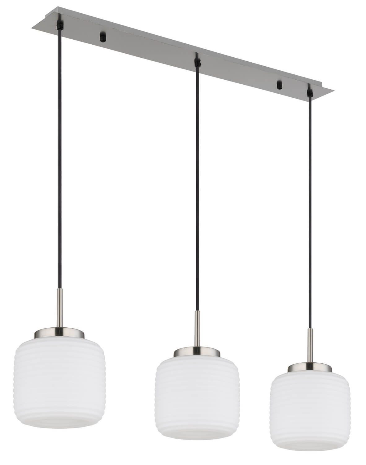 Vue de face du luminaire éteint, trois abat-jour blancs et structure métallique nickel satiné.