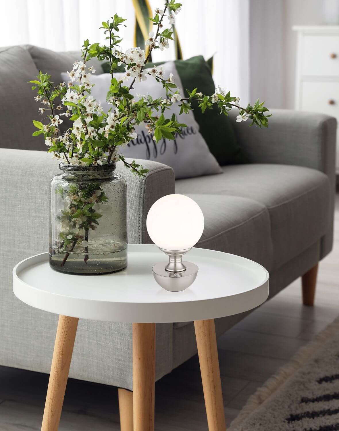 Lampe à poser Tabina nickel satiné