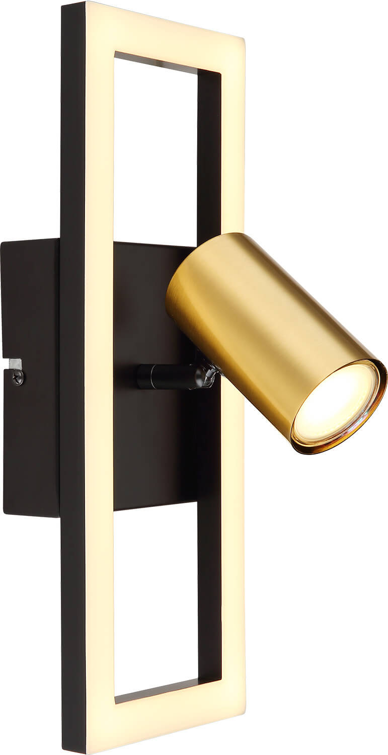 Vue rapprochée de l'applique murale noire et son spot cylindrique doré orientable.