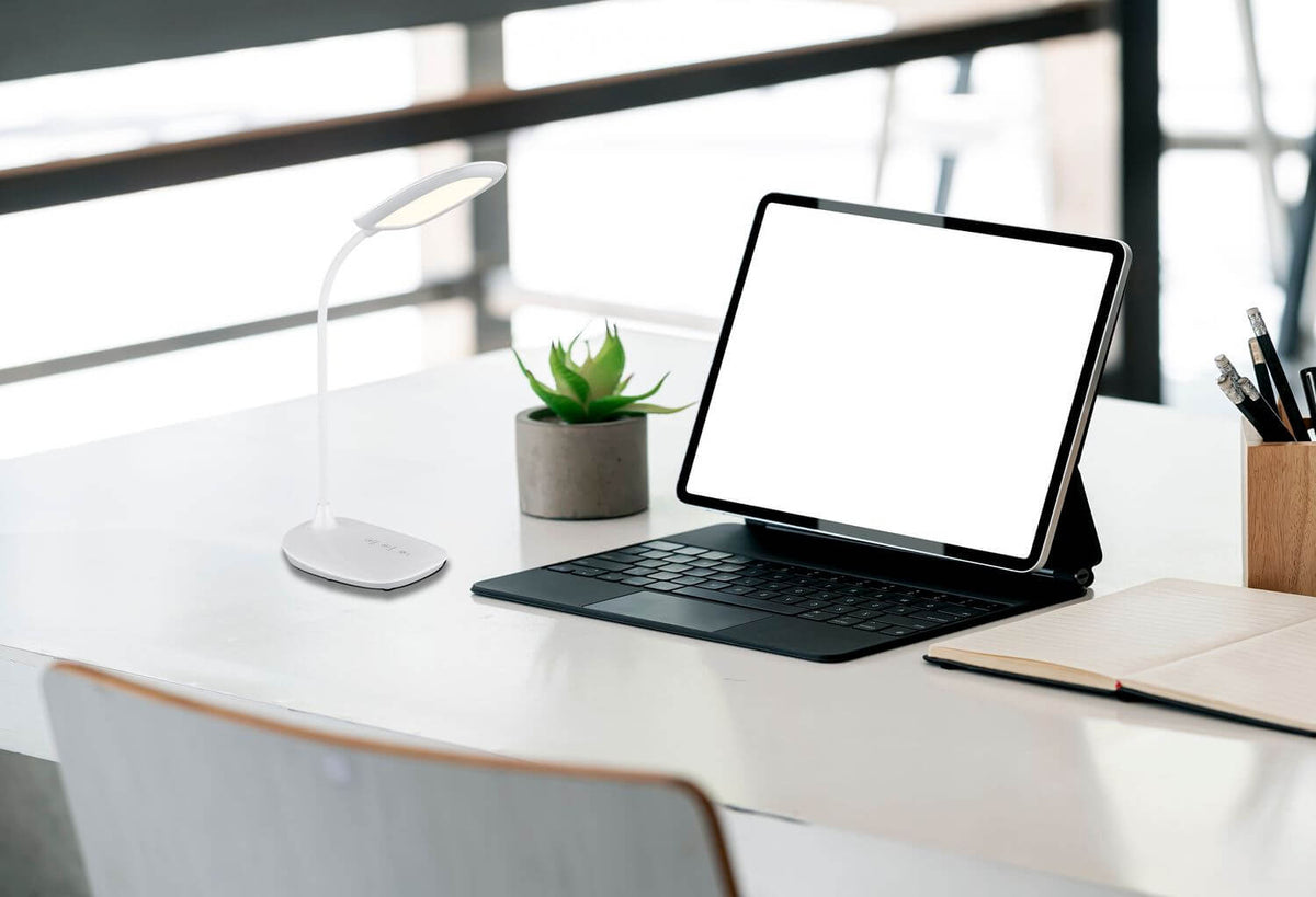 Lampe à poser Botal blanche