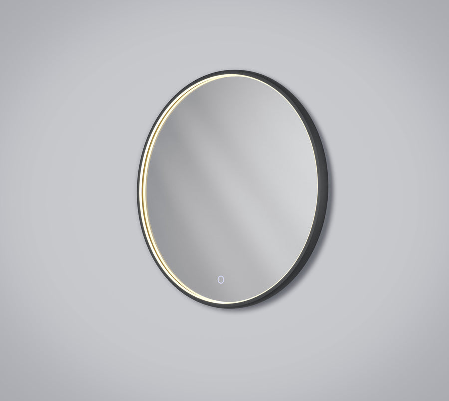 Vue de trois quarts du miroir ovale, halo lumineux jaune et cadre noir épais.