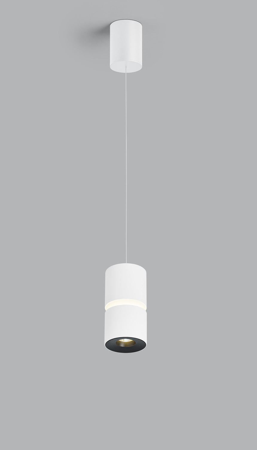 Vue de profil du luminaire suspendu blanc avec bague lumineuse et diffuseur inférieur.