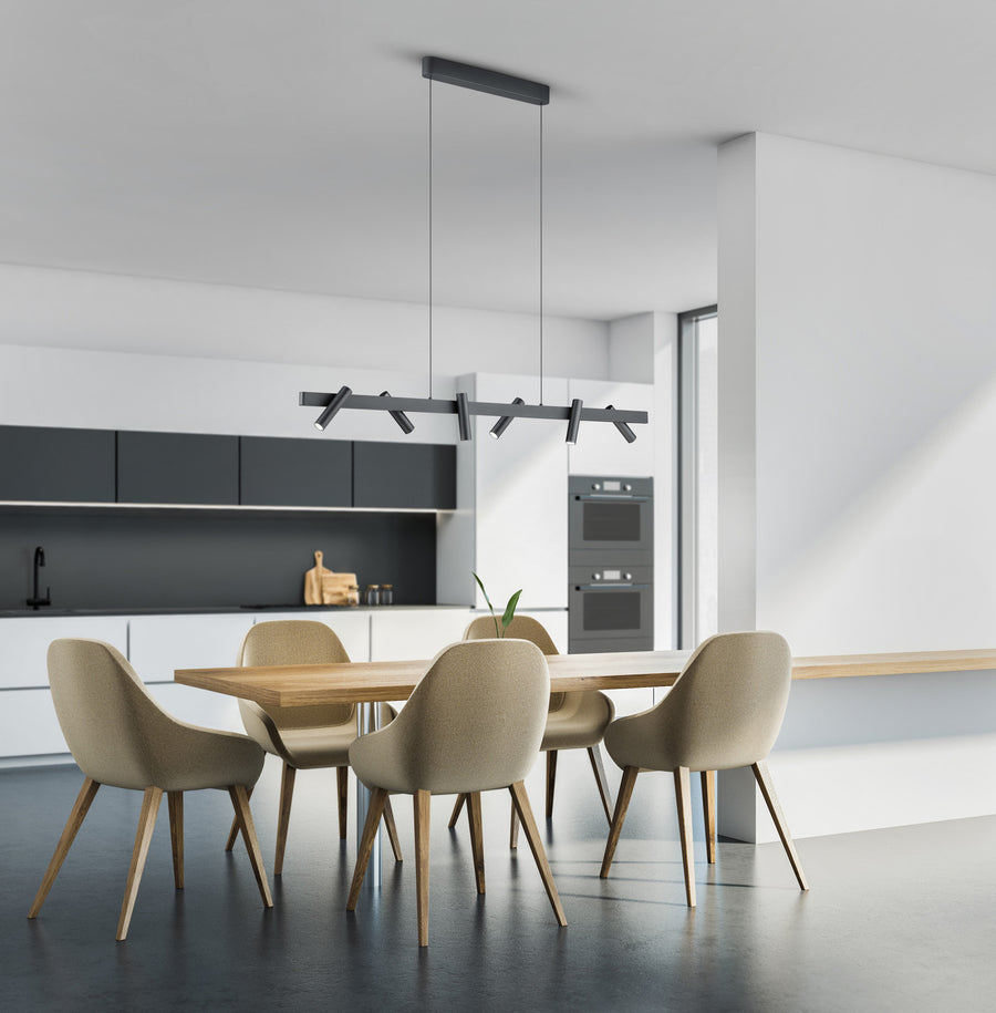 Mise en ambiance au-dessus d'une table de salle à manger dans une cuisine moderne