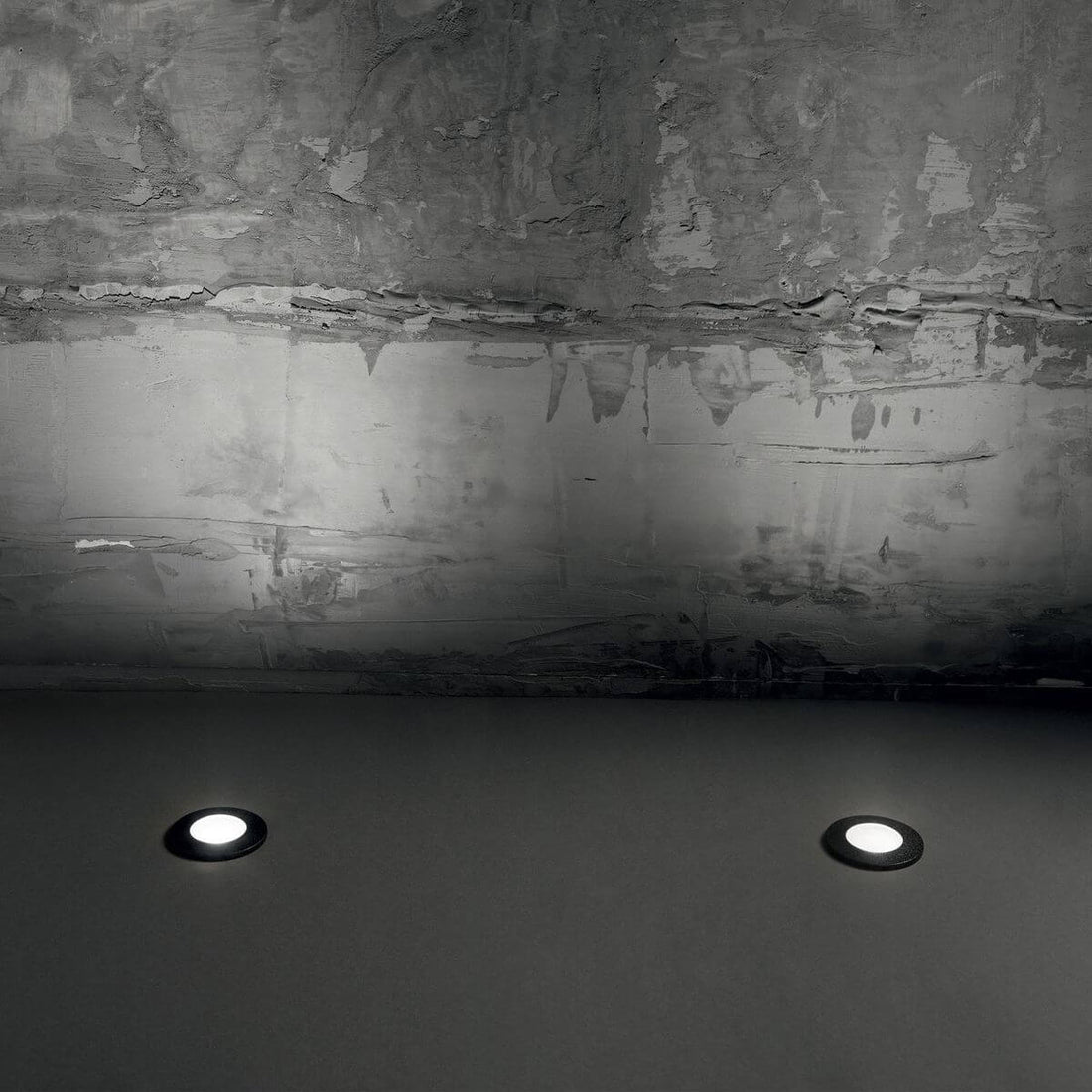Luminaire extérieur Gravity noir, Ø 9 cm
