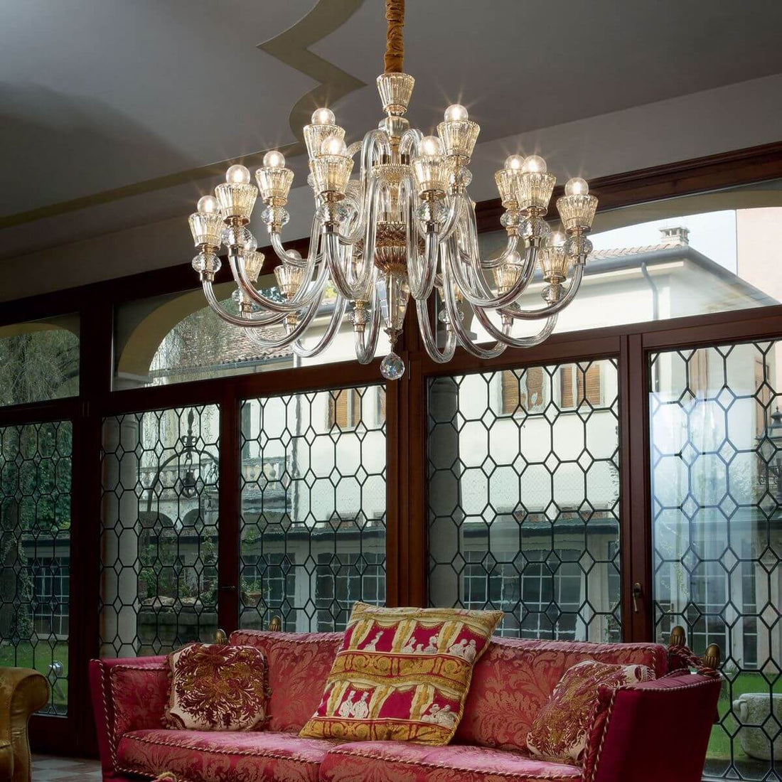 Suspension Strauss 18 lumières dorée, verre