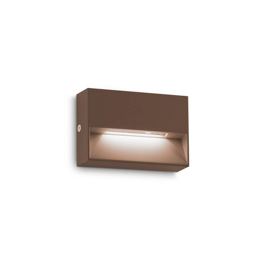 Vue de face de l'applique murale rectangulaire marron avec éclairage LED intégré.