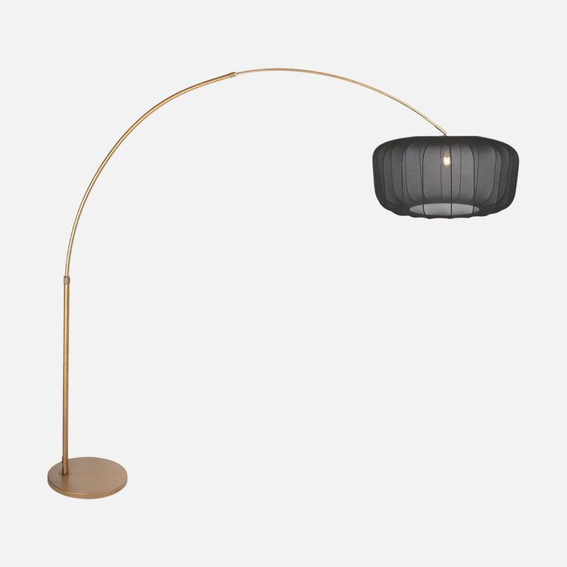 Lampadaire arc doré, abat-jour voile noir Ø 60 cm pour salon | Arvik