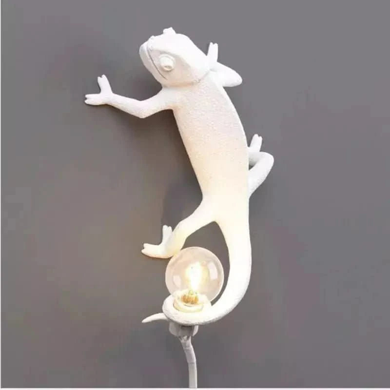 Lampe Caméléon | Silhouette Captivante - Designix Lampe de chevet Grimpe
