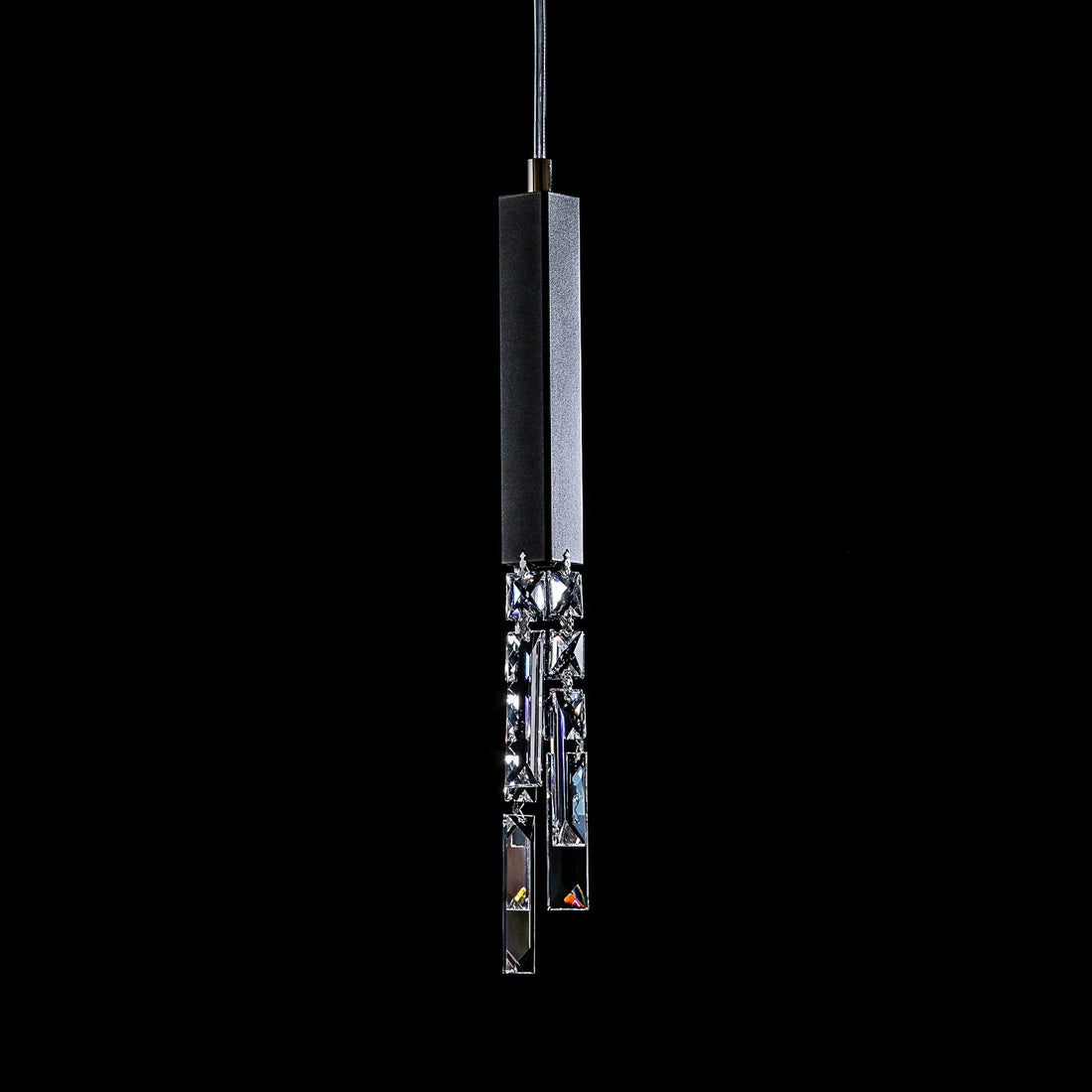 Suspension moderne LE-TRI-102