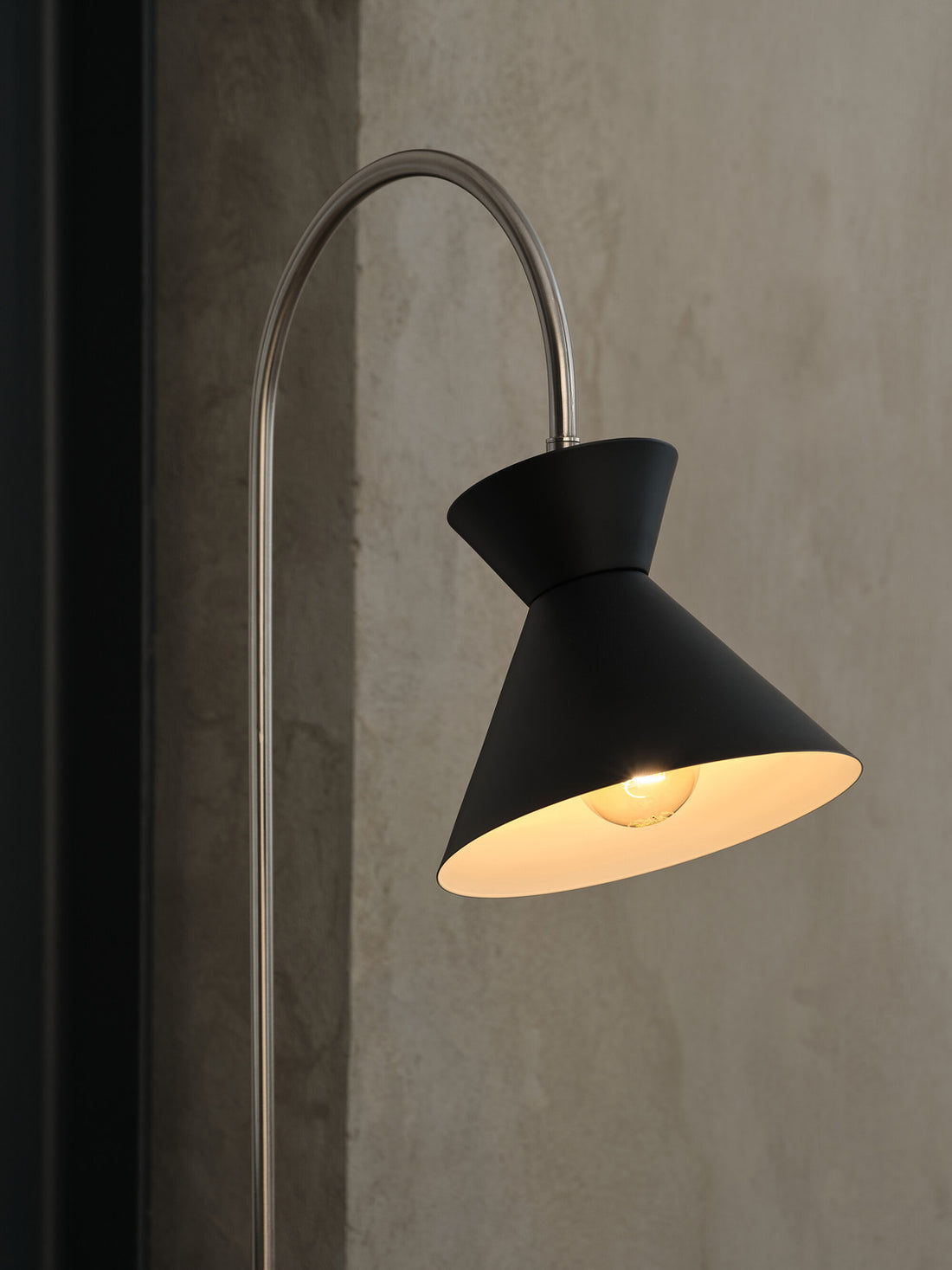 Lampadaire salon | Waist Noir