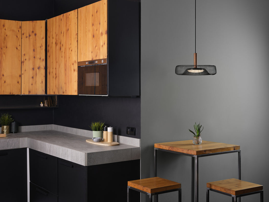 Suspension Mesh noire, bois