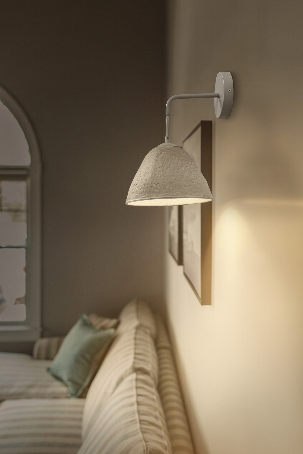 Applique murale Camel Bell blanche