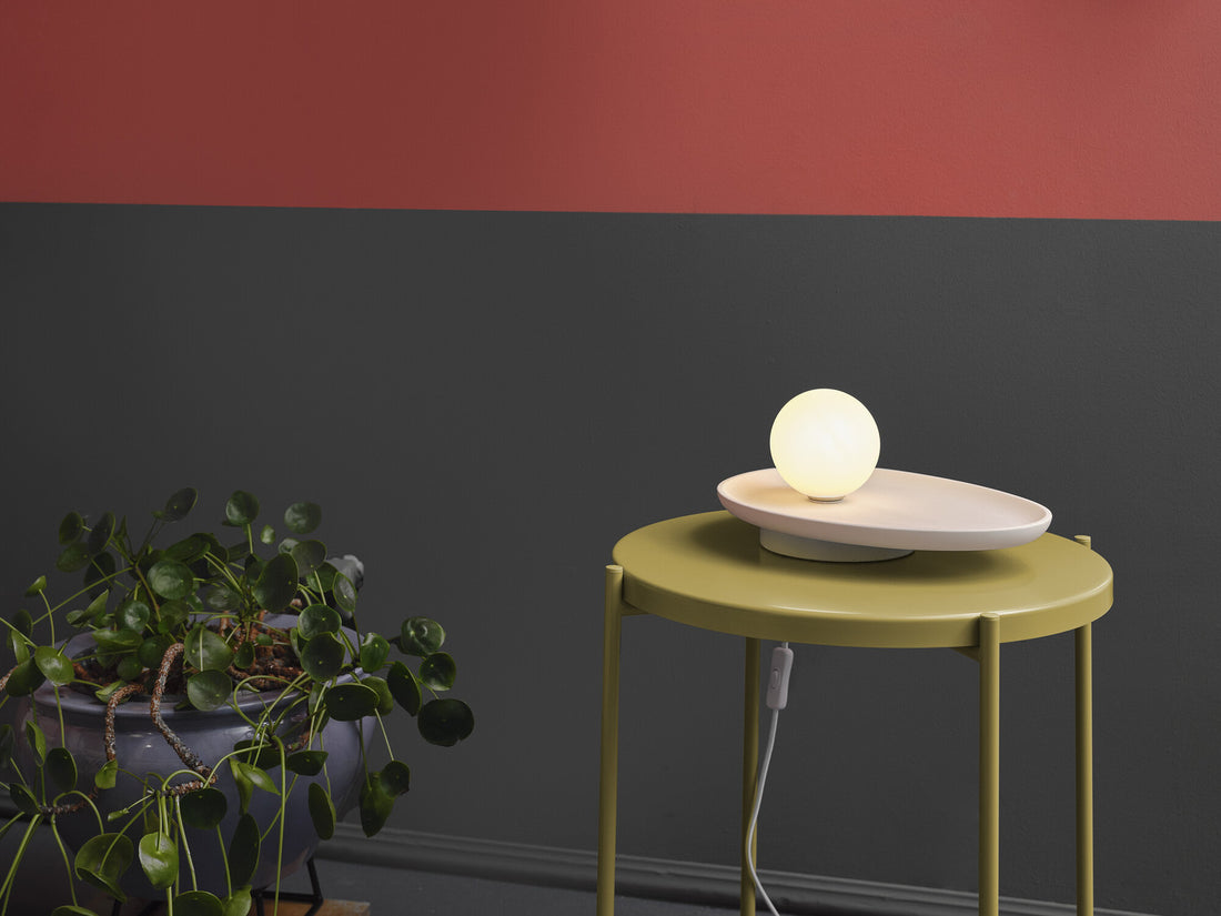 Lampe à poser Plaster Nest blanche