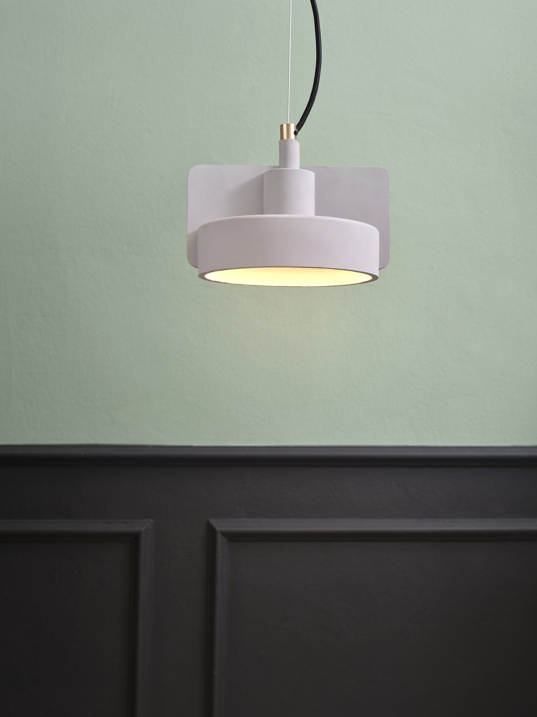 Suspension luminaire | Mold