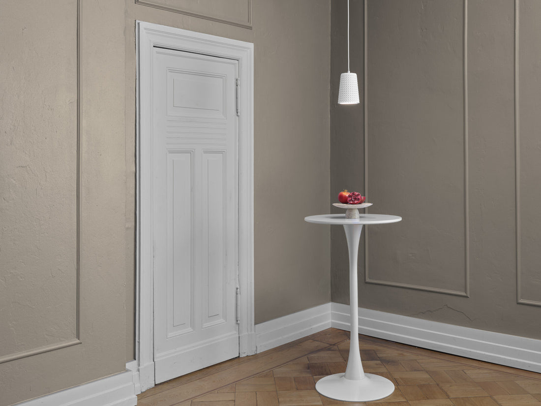 Suspension Plaster Cone blanche