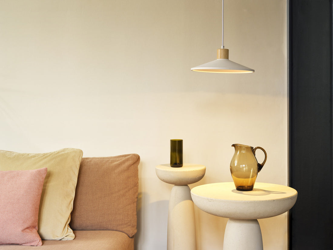 Suspension Plaster Wood blanche, H 116,5 cm