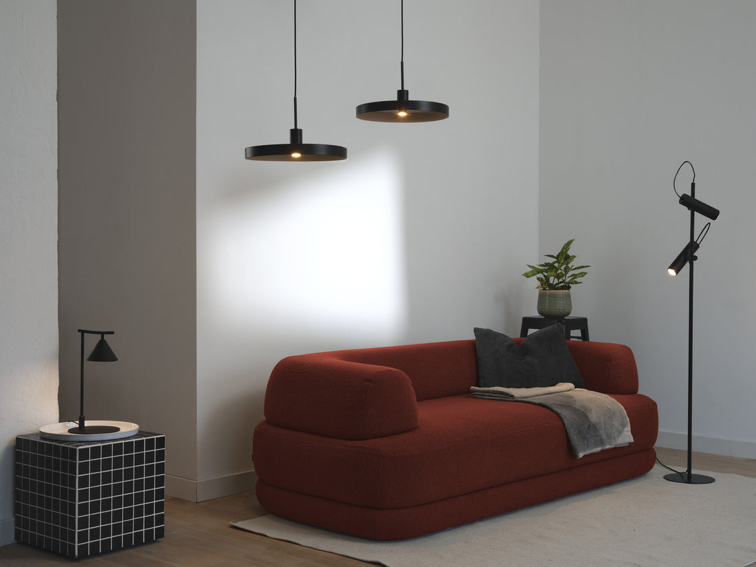 Suspension Plate beige et noire