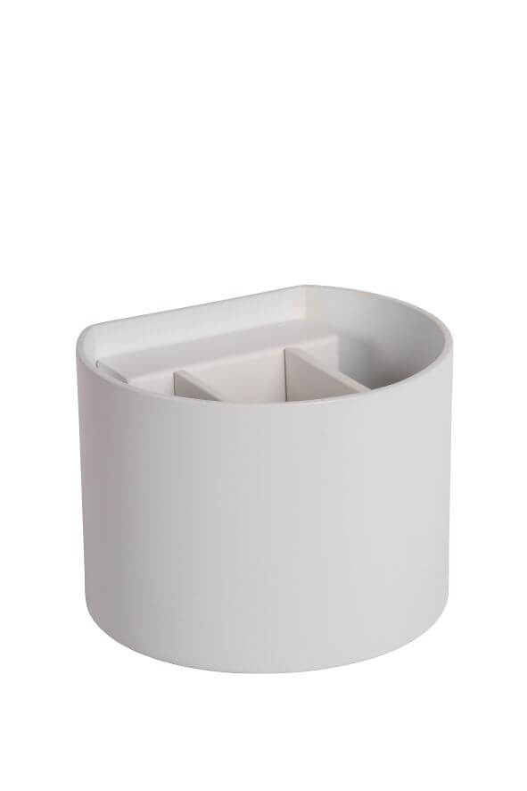 Autre angle du luminaire blanc, montrant la structure interne du boîtier