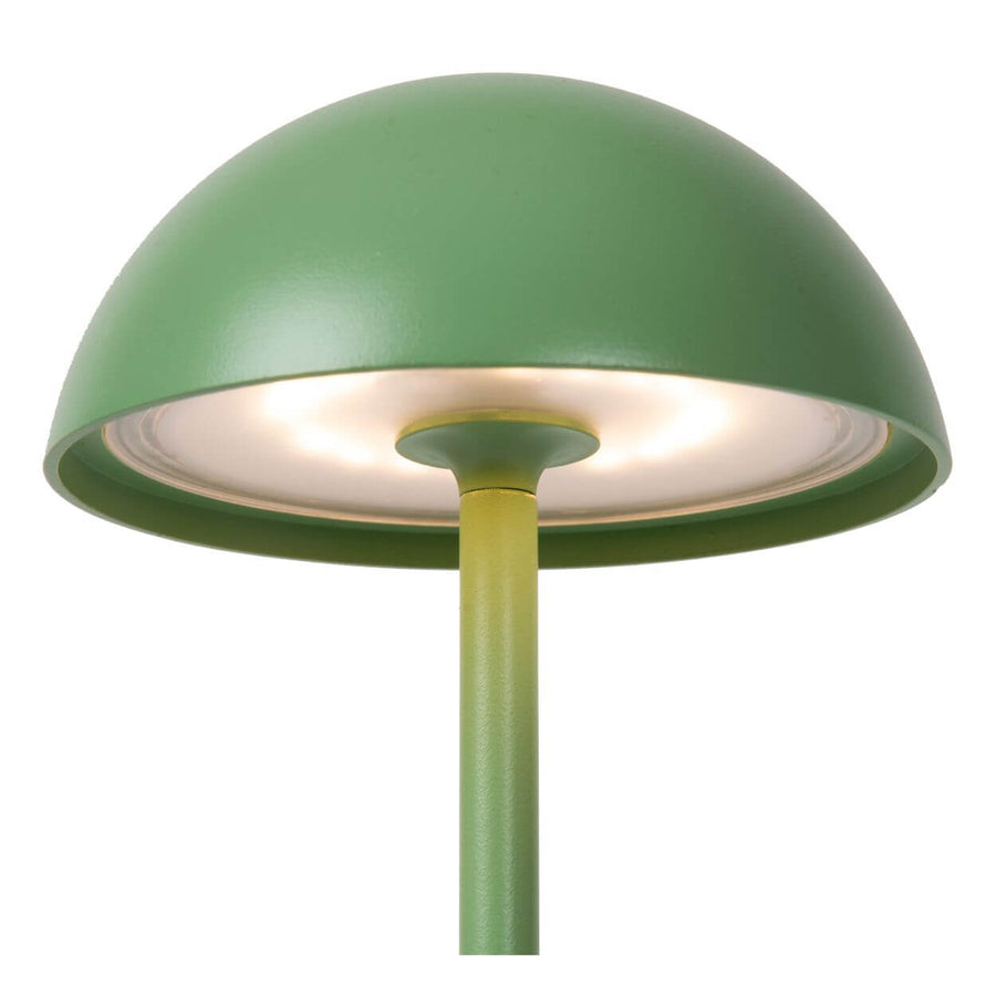 Détail du dessous allumé avec abat-jour vert et tige éclairée par LED