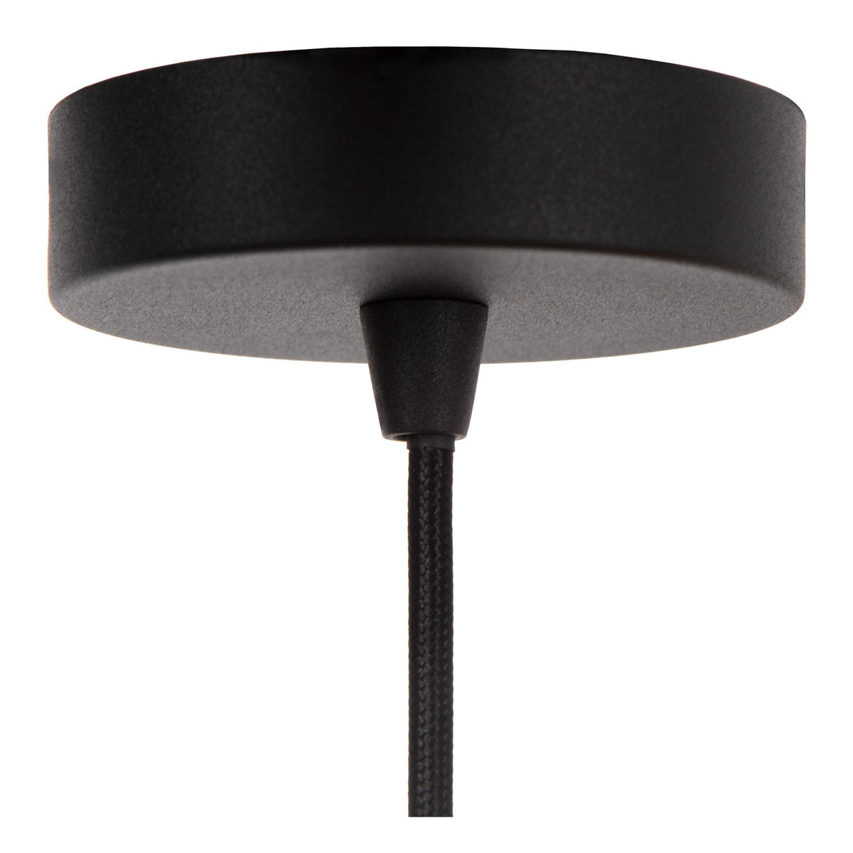 Détail de la rosace noire et du câble tressé de la suspension.