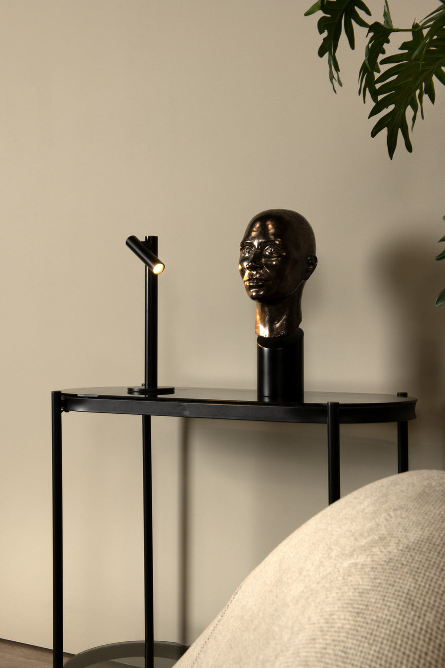 Lampe à poser Antrim noire