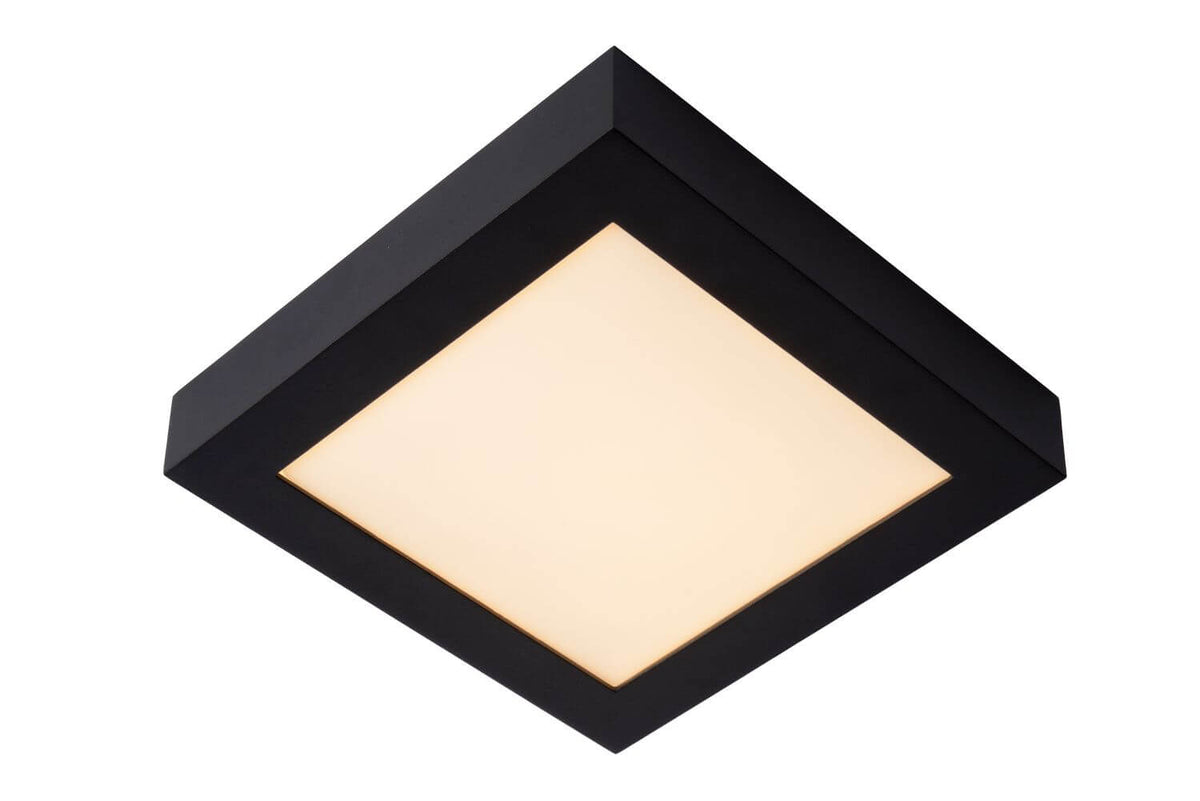Produit de face incliné : plafonnier carré noir avec diffuseur blanc chaud