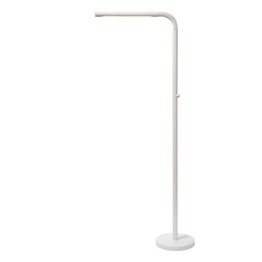 Plan large du lampadaire blanc, structure tubulaire et base circulaire au sol.