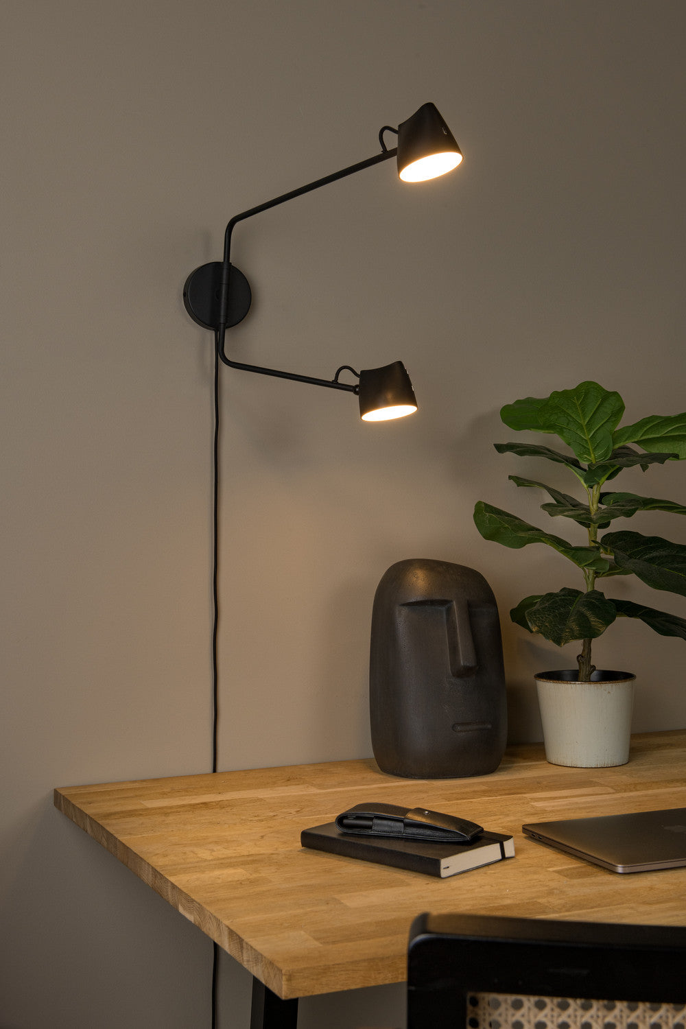 Applique murale Milne noire, H 54 cm