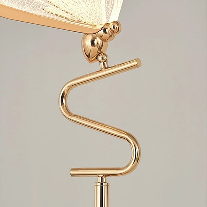 Lampe Art Nouveau Papillion | Lueur Papillon | Designix - Lampe de chevet    - https://designix.fr/