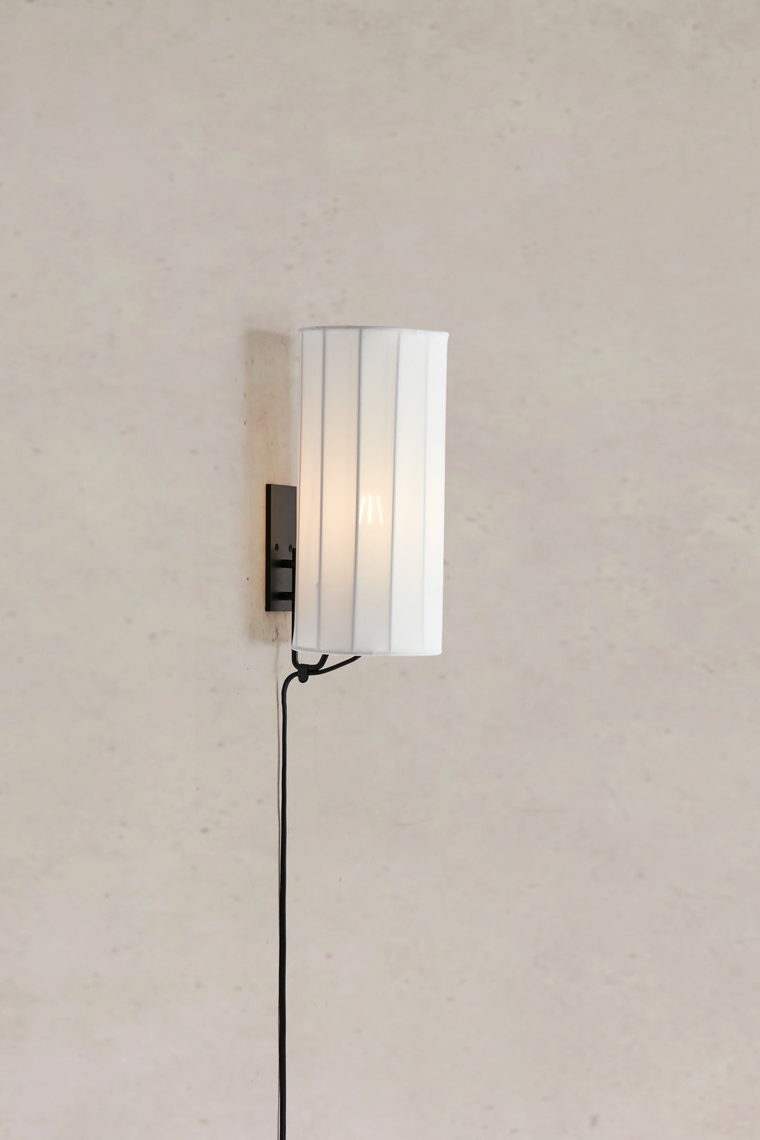 Applique murale Hikari blanche et noire