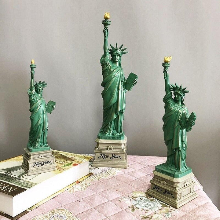 Modèle Réduit Statue Liberté | Oato - Designix Statuette Bleu 11cmx39cm