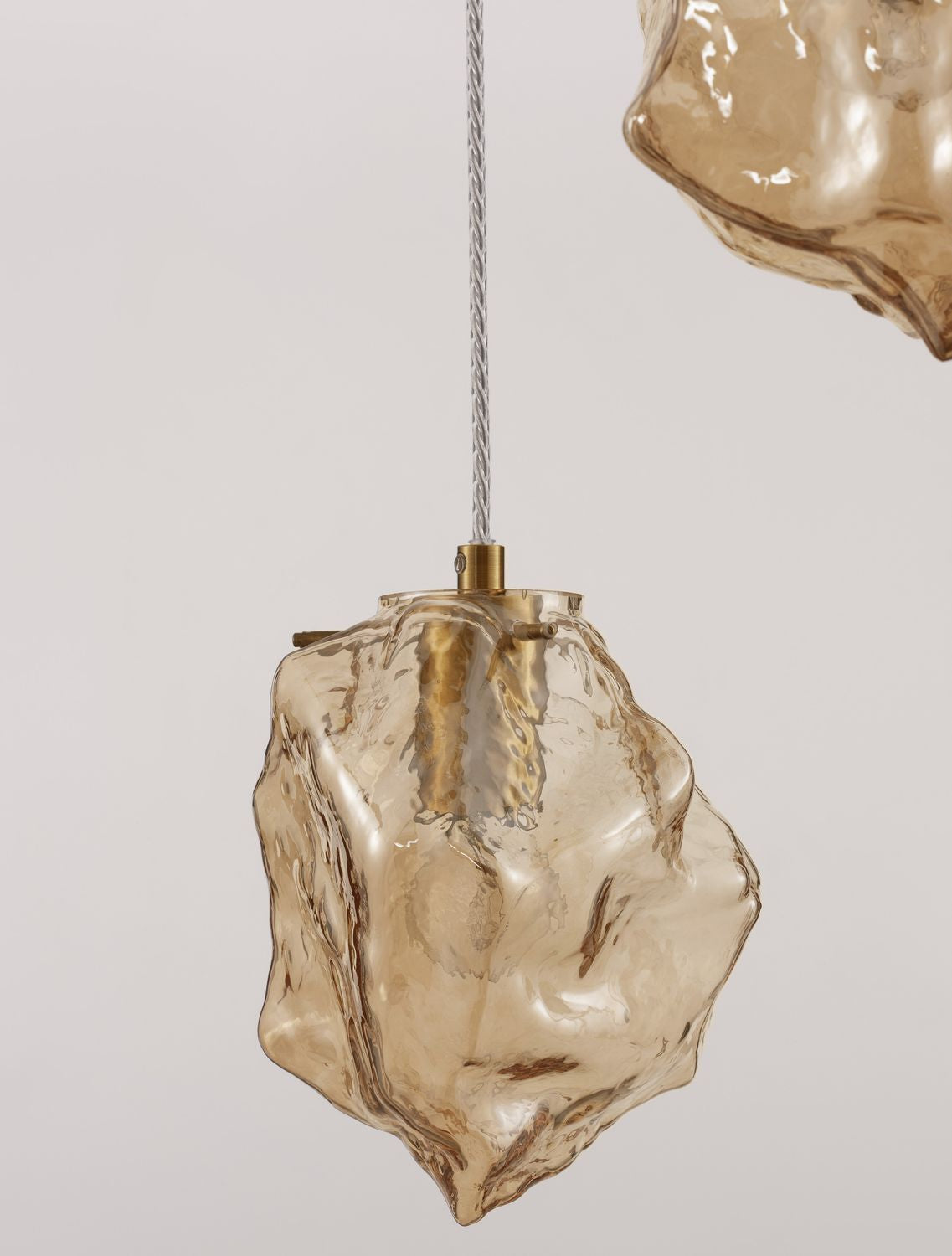 Suspension Odelle 3 lumières dorée, verre