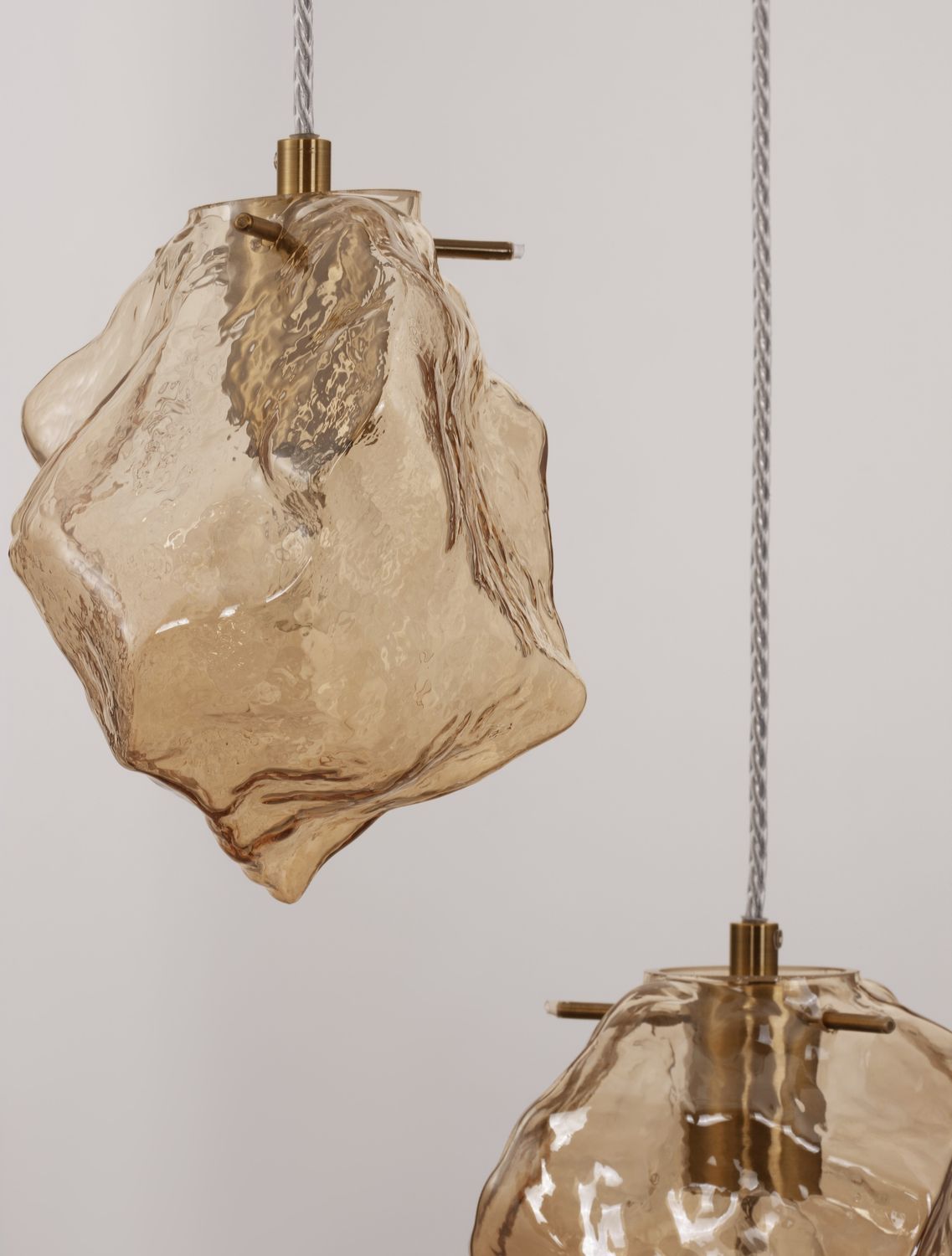 Suspension Odelle 5 lumières dorée, verre