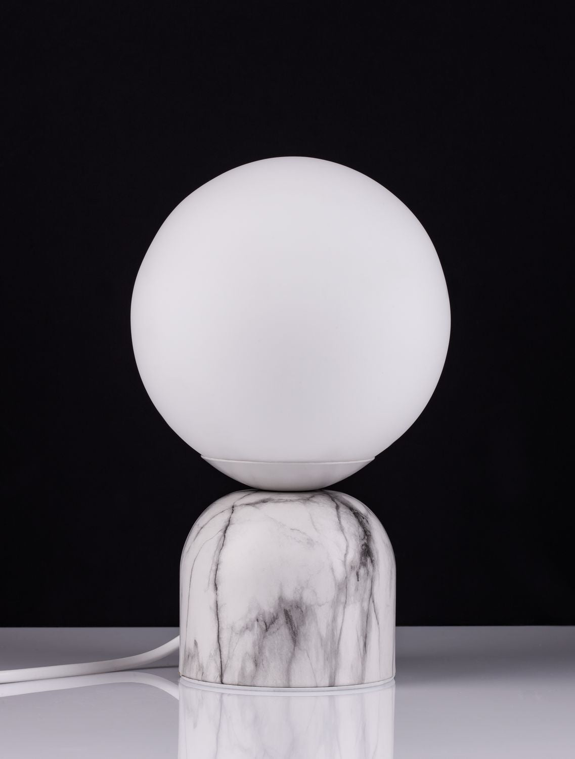 Lampe à poser Kenio blanche, verre