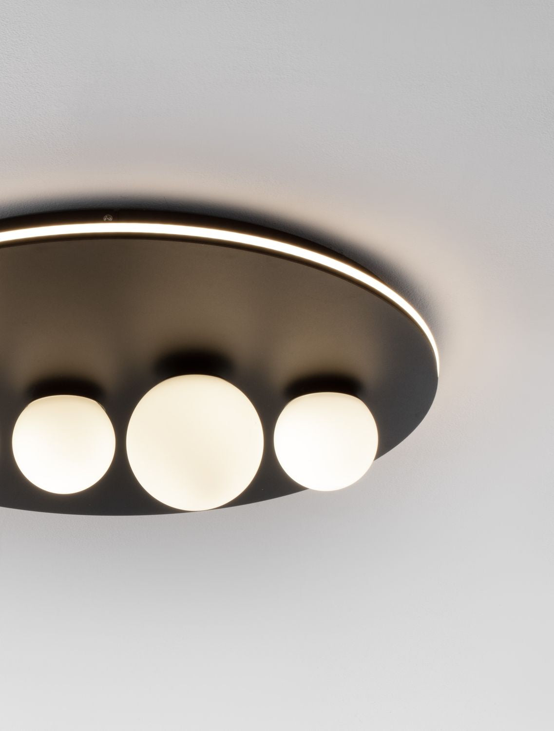Plafonnier Velna noir, verre, Ø 62,2 cm