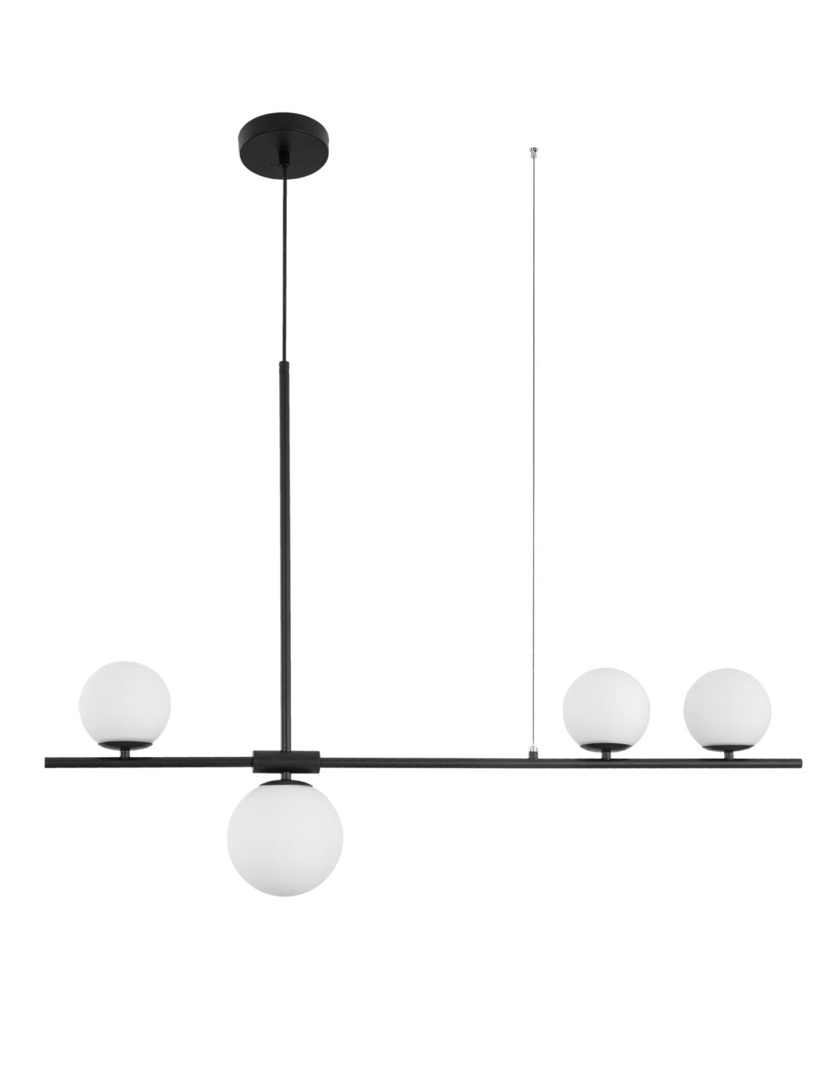 Vue de face du luminaire sur fond blanc, barre noire et quatre globes opalins
