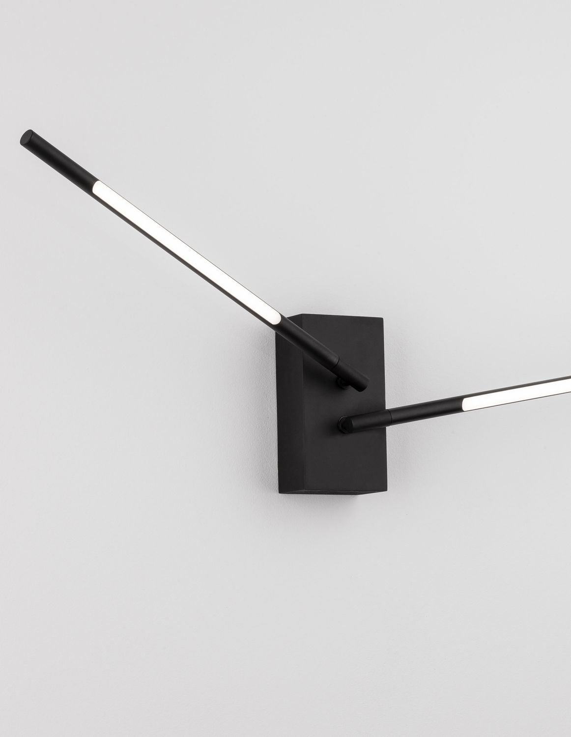 Applique murale Raccio noire, H 74 cm