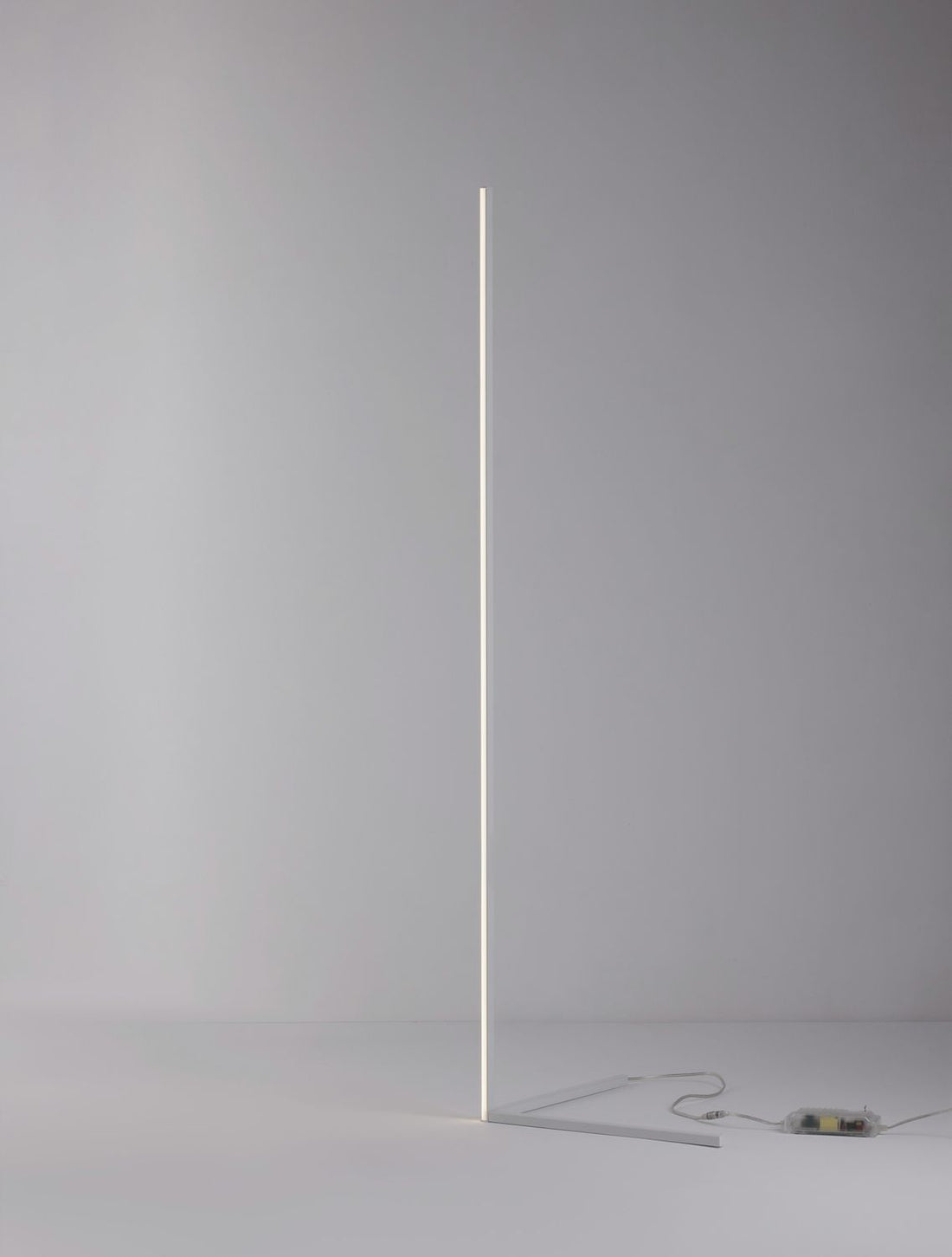 Lampadaire salon | V-line Blanc