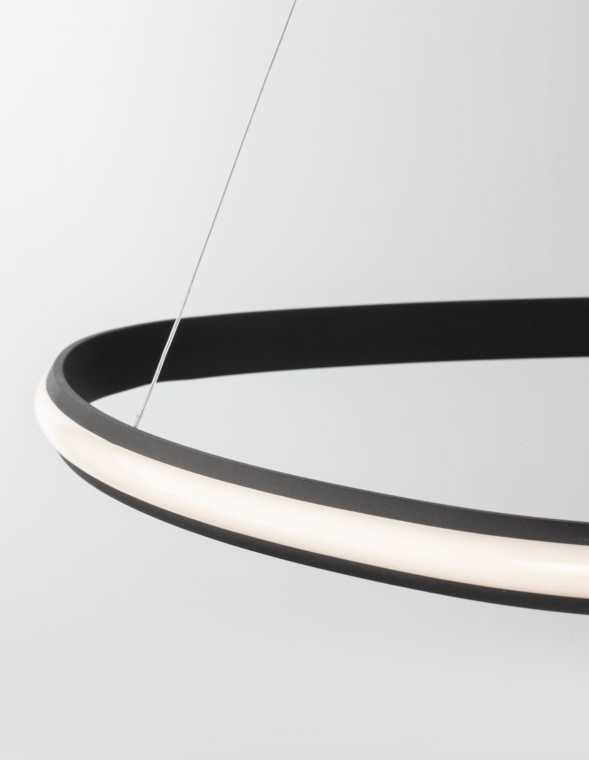 Suspension Aries noire (9357064)
