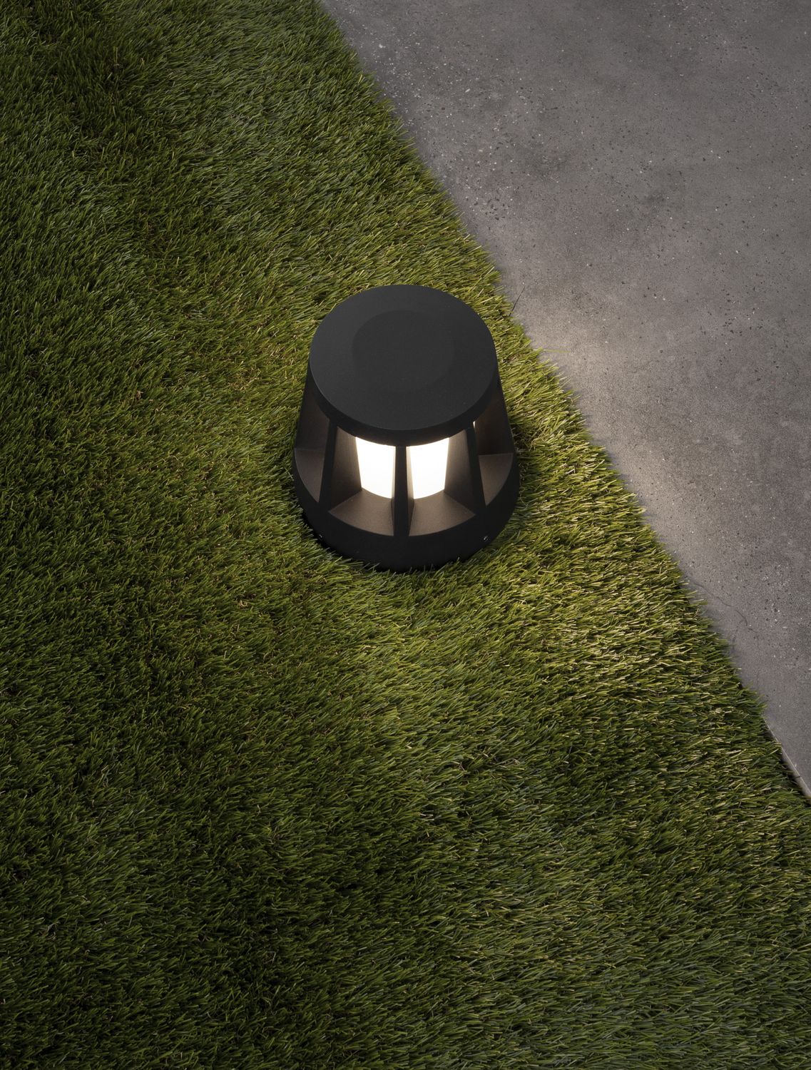 Borne extérieure Stark anthracite