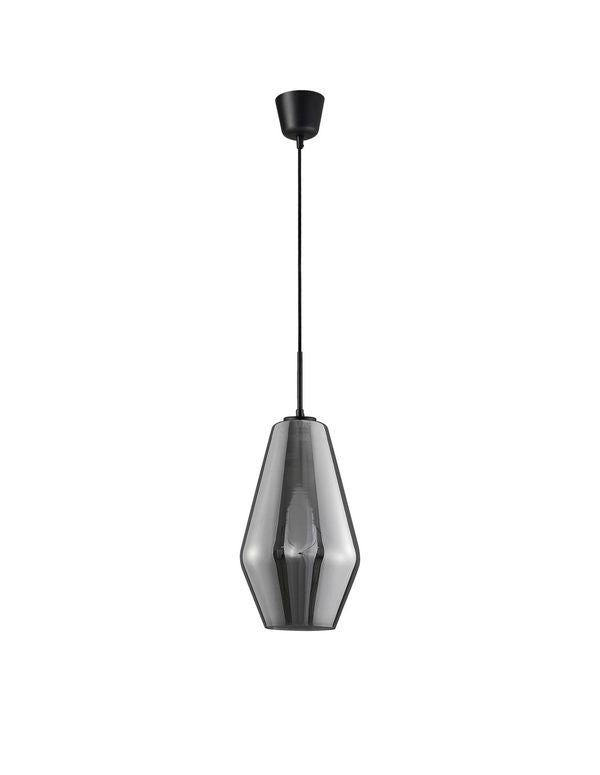 Suspension seule sur fond blanc, verre fumé facetté et câble noir.