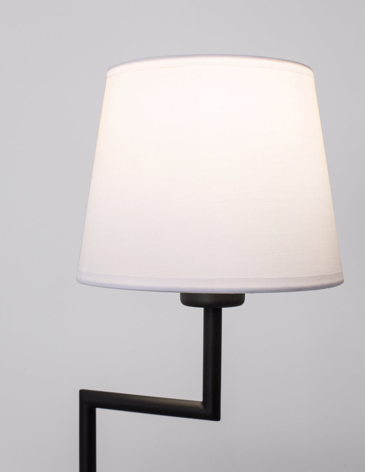 Lampe à poser Savona noire, tissu