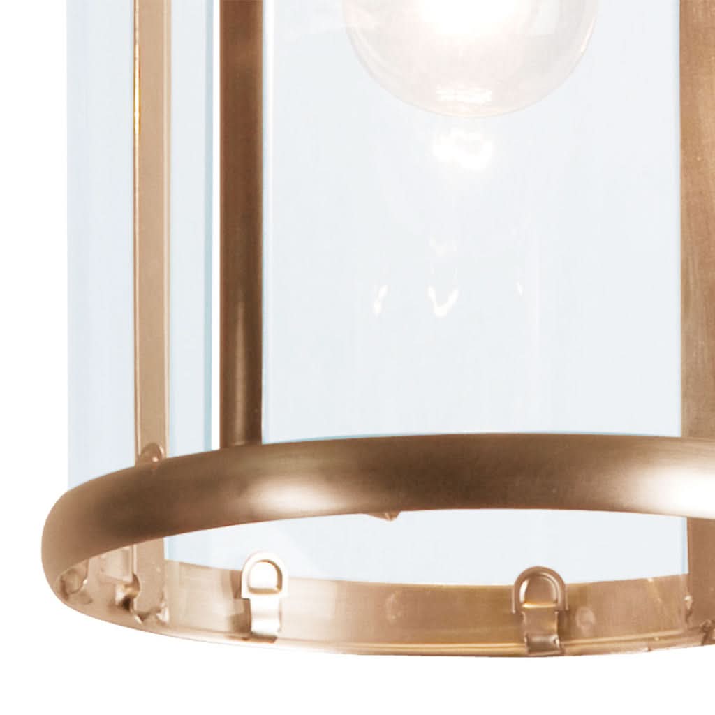 Détail du bas du luminaire avec anneaux et attaches du verre
