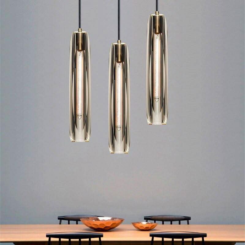 Suspension design à LED en forme de cristal allongé et verre de couleur Lofty | Designix - Luminaire - https://designix.fr