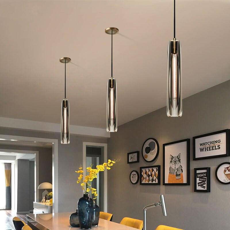 Suspension design à LED en forme de cristal allongé et verre de couleur Lofty | Designix - Luminaire - https://designix.fr