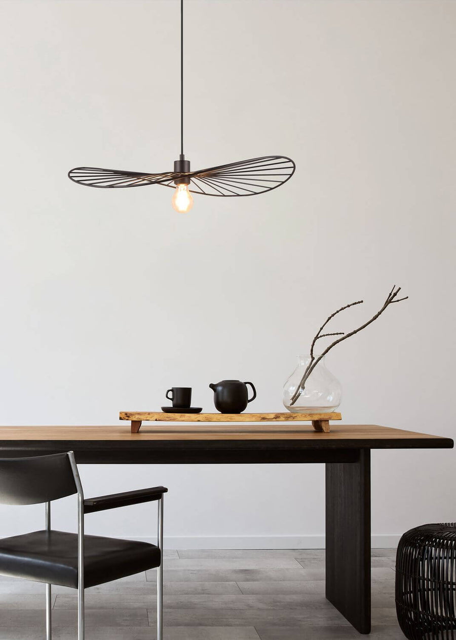 Suspension Chapeau noire mat
