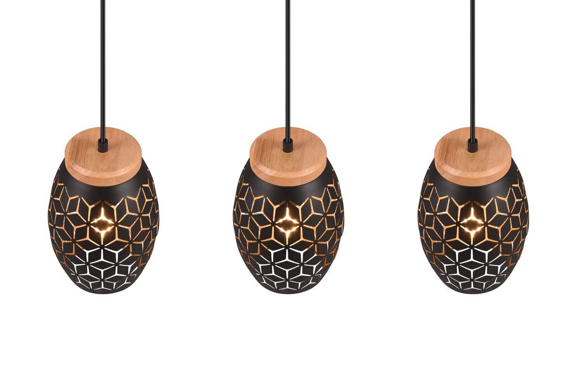 Détail des trois abat-jours ovales, dessus en bois clair et motif géométrique doré